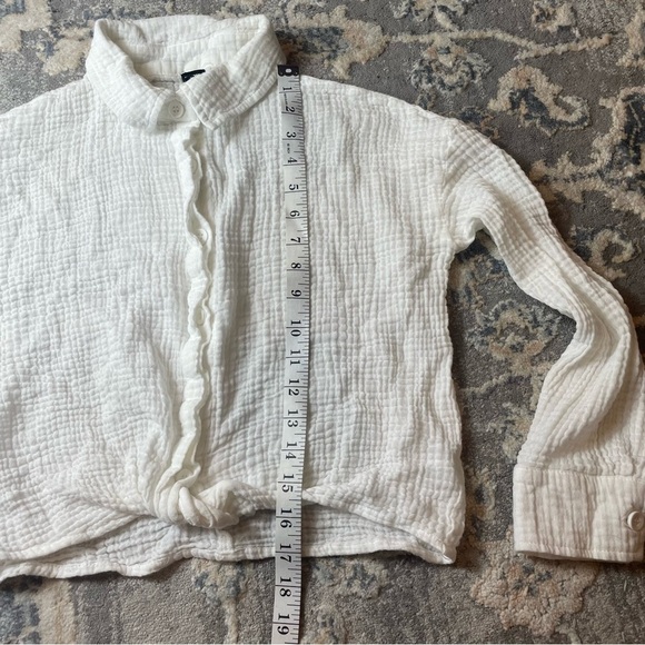 White Button-Up Women's Top Monrow - Picture 4 of 5
